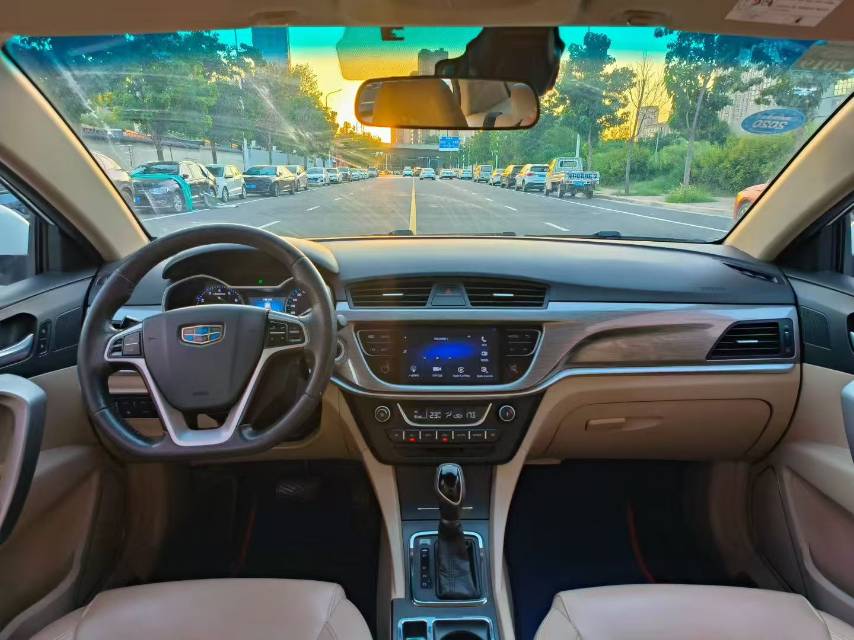 GEELY Emgrand 2017 #5 GEELY Emgrand 2017 car image #5