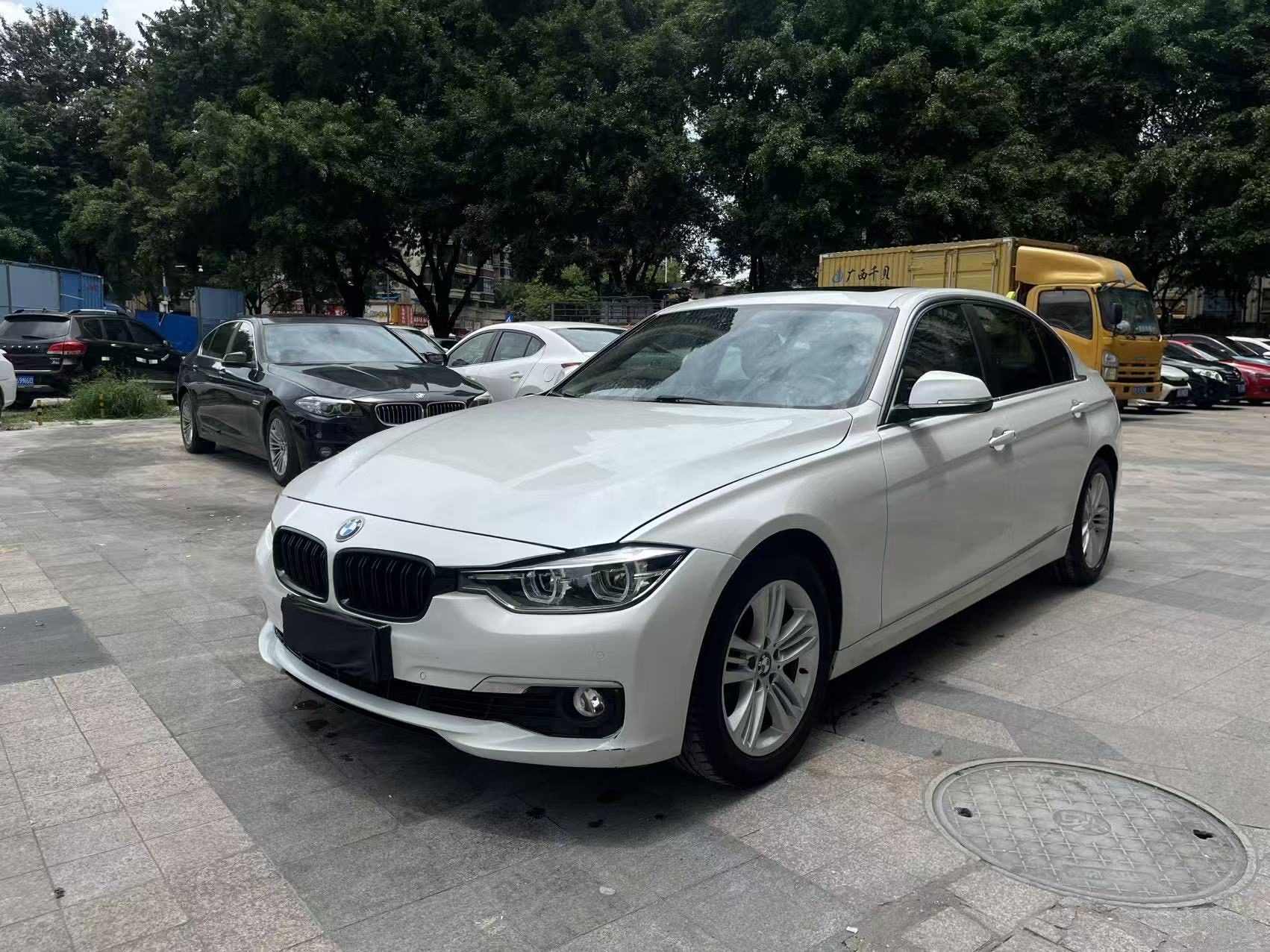 BMW 3 Series 2017 #2 BMW 3 Series 2017 car image #2