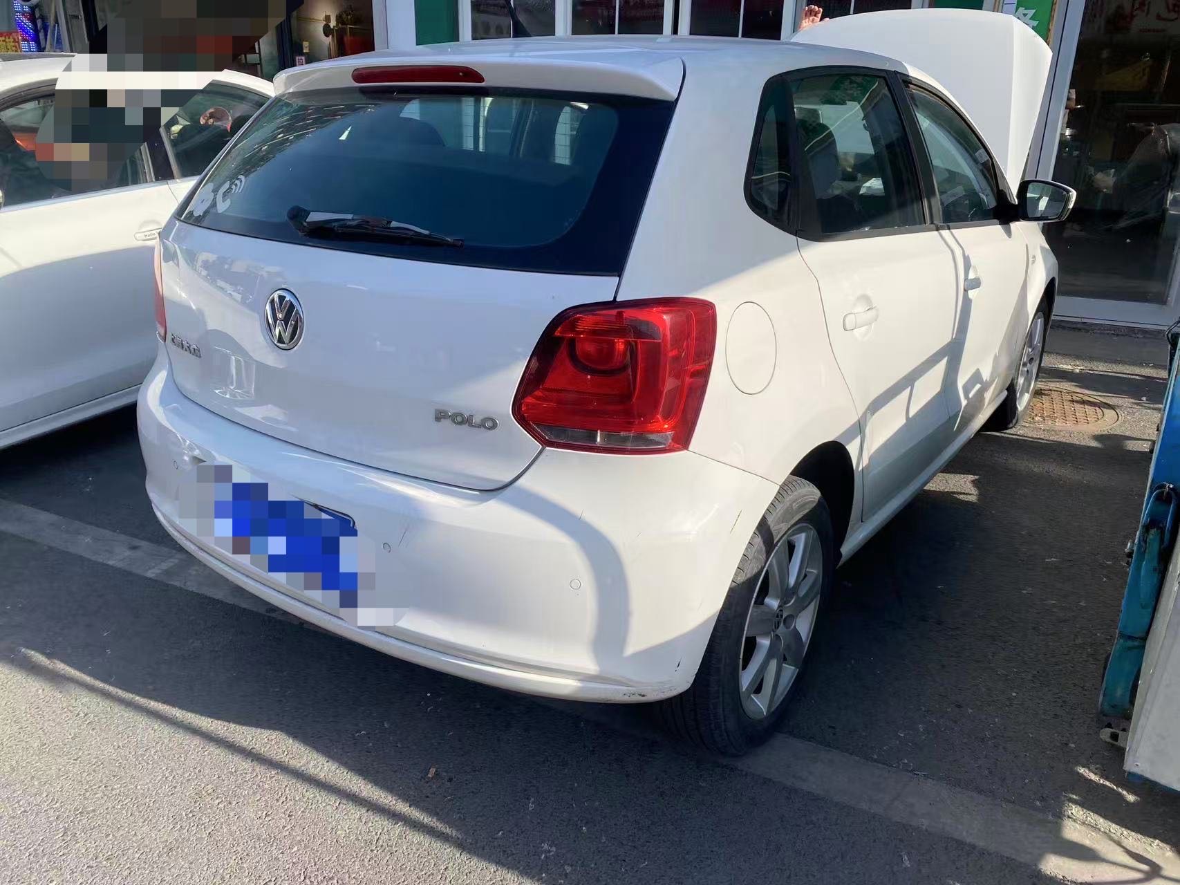 Volkswagen Polo 2014 car image #3