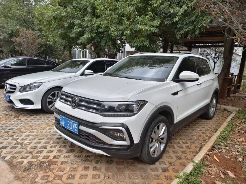 Volkswagen T-Cross 2021 Volkswagen T-Cross 2021 car image