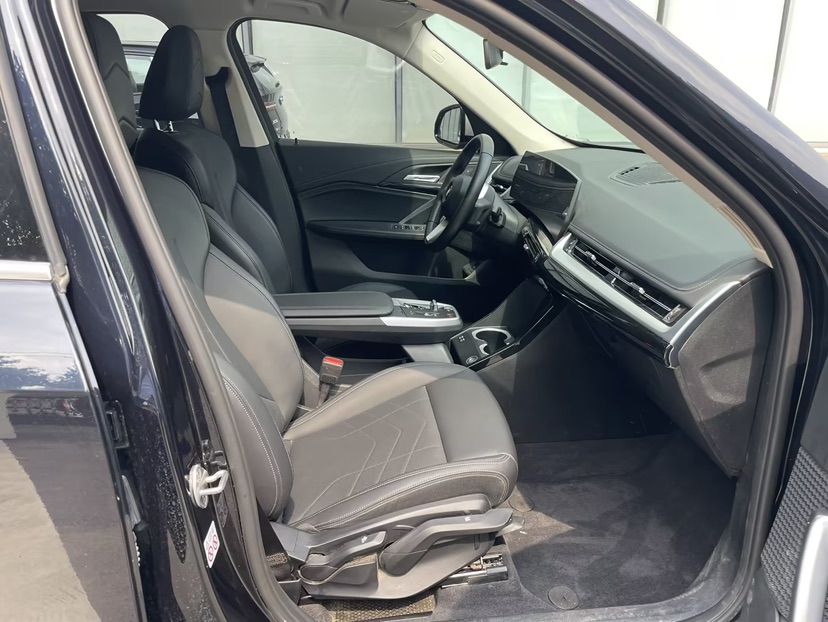 BMW X1 2023 car image #8