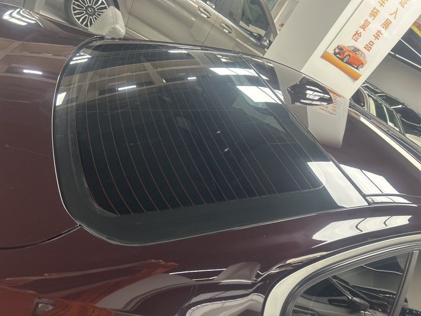BMW 3 Series 2018 car image #9