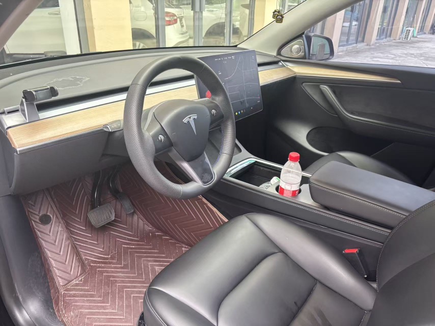 Tesla Model Y 2021 #5 Tesla Model Y 2021 car image #5