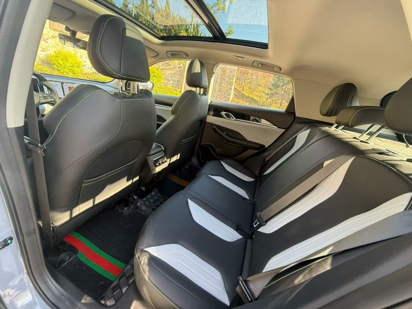 GEELY Coolray 2022 immagine di auto #5