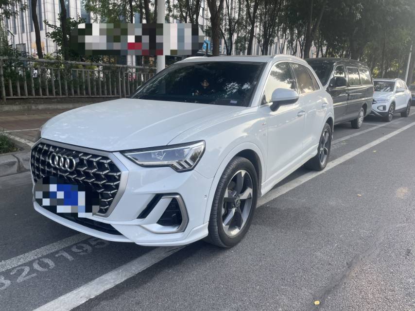 Audi Q3 2024 Audi Q3 2024 car image
