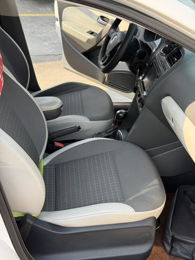 Volkswagen Polo 2015 #4 Volkswagen Polo 2015 car image #4