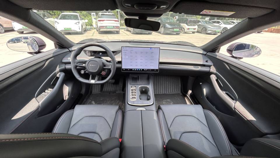 MI SU7 2024 car image #5