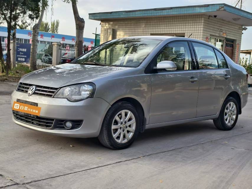 Volkswagen Polo 2011 Volkswagen Polo 2011 car image