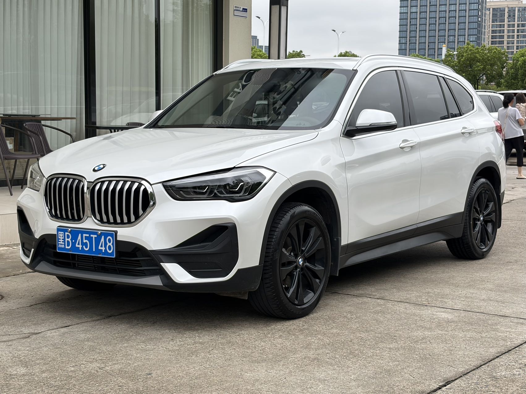 BMW X1 2020 car image 