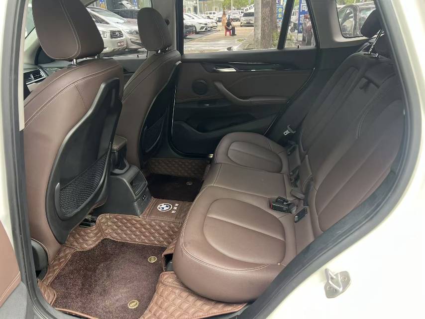 BMW X1 2019 car image #4