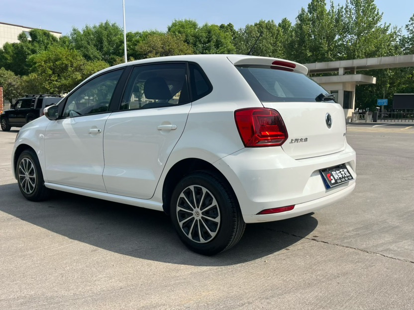 Volkswagen Polo 2017 car image #7