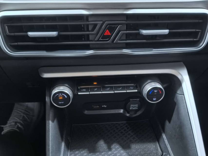 GEELY Coolray 2022 car image #15