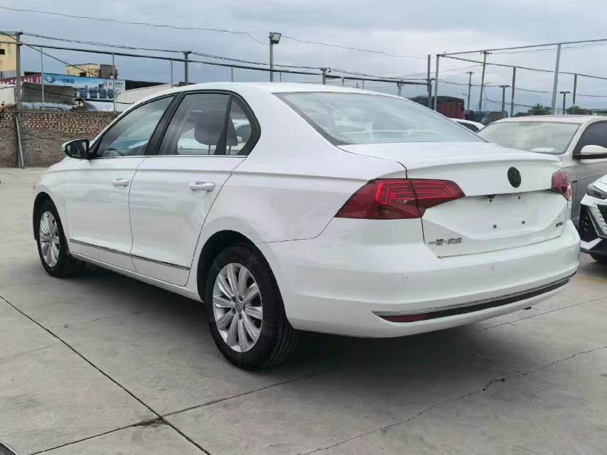 Volkswagen Bora 2018 imagen de coche #9