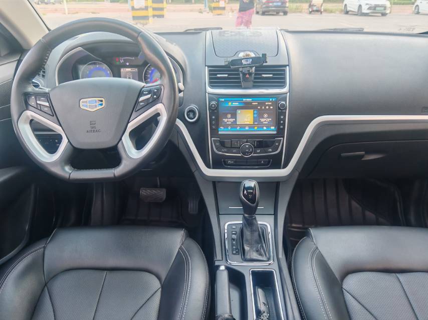 GEELY Emgrand 2016 car image #4