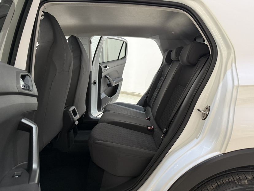 Volkswagen T-Cross 2022 car image #7