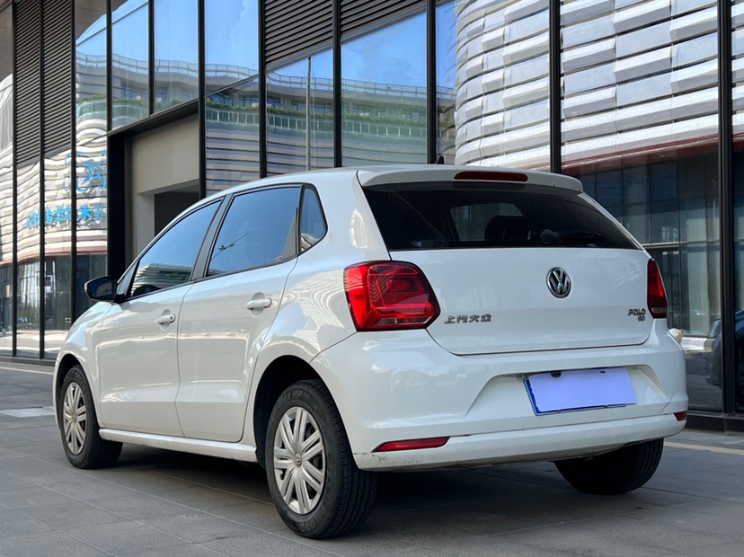 Volkswagen Polo 2018 car image #9