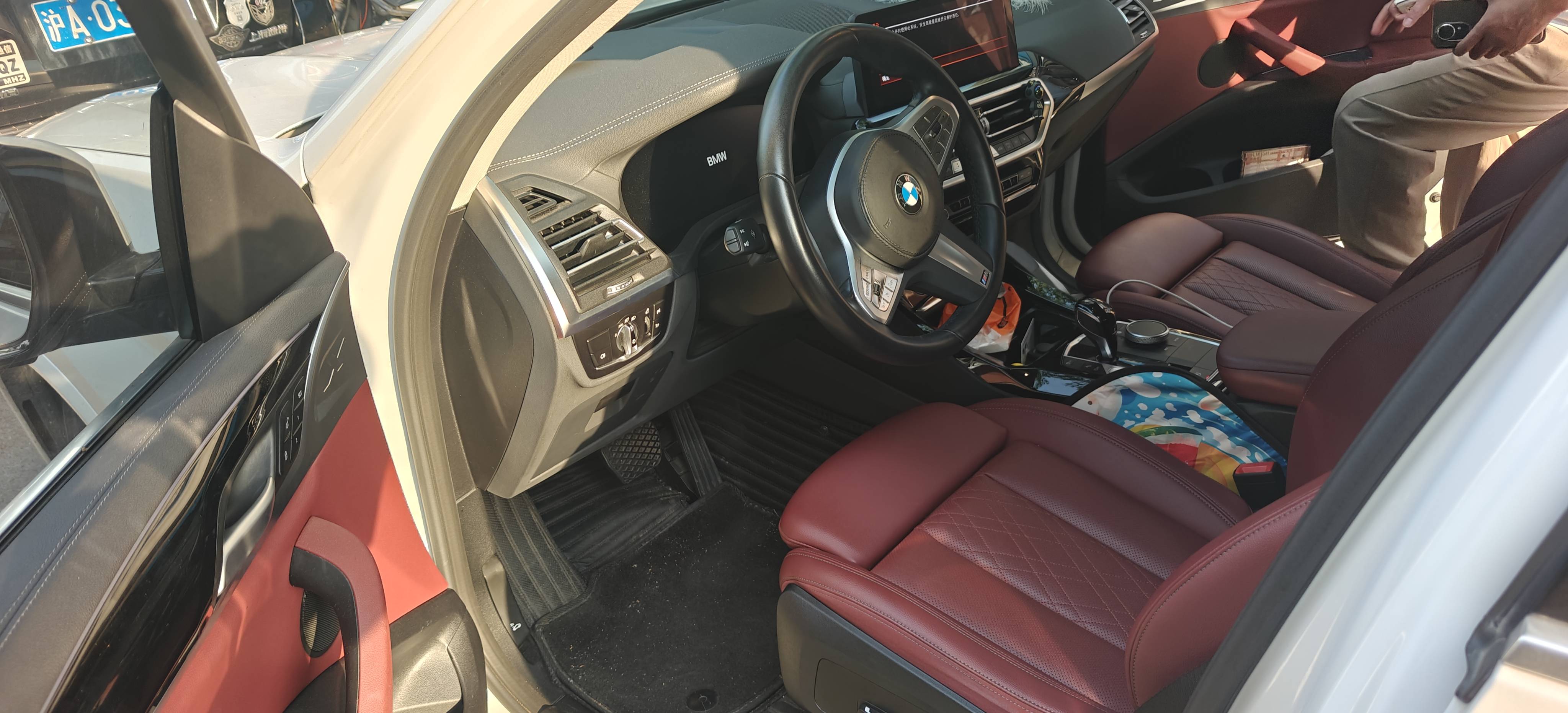 BMW X3 2024 car image #2