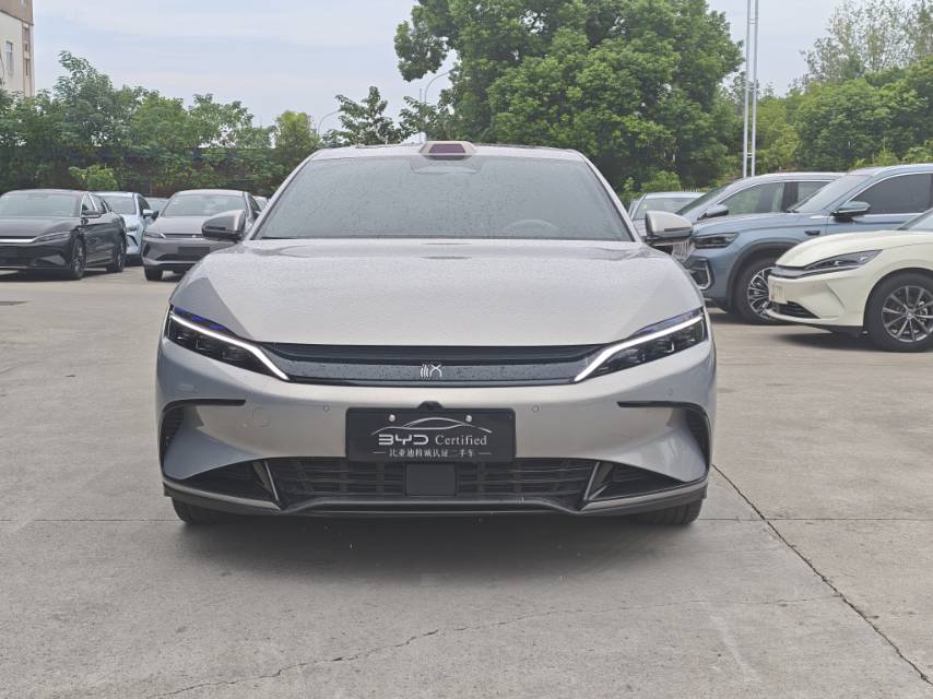 BYD Han 2025 immagine di auto #2