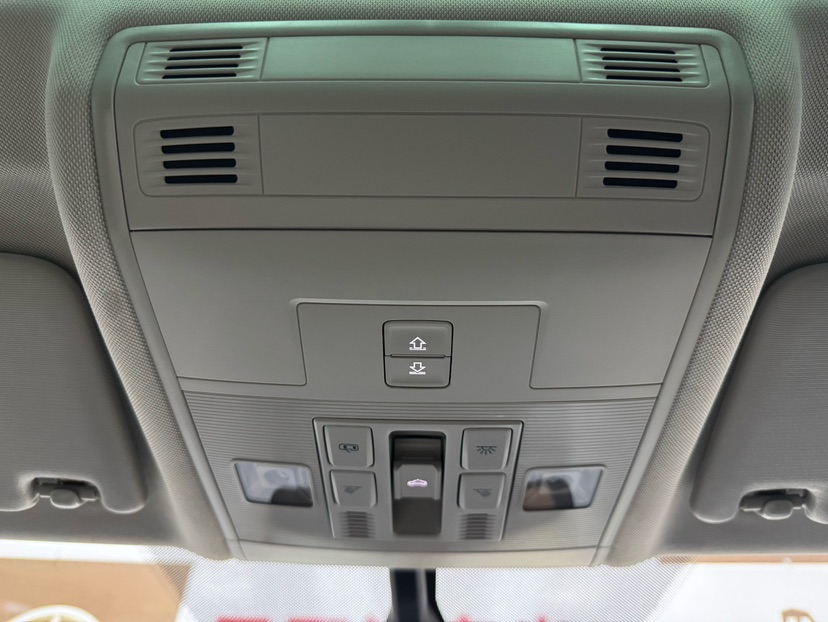Volkswagen T-Cross 2022 #15 Volkswagen T-Cross 2022 car image #15