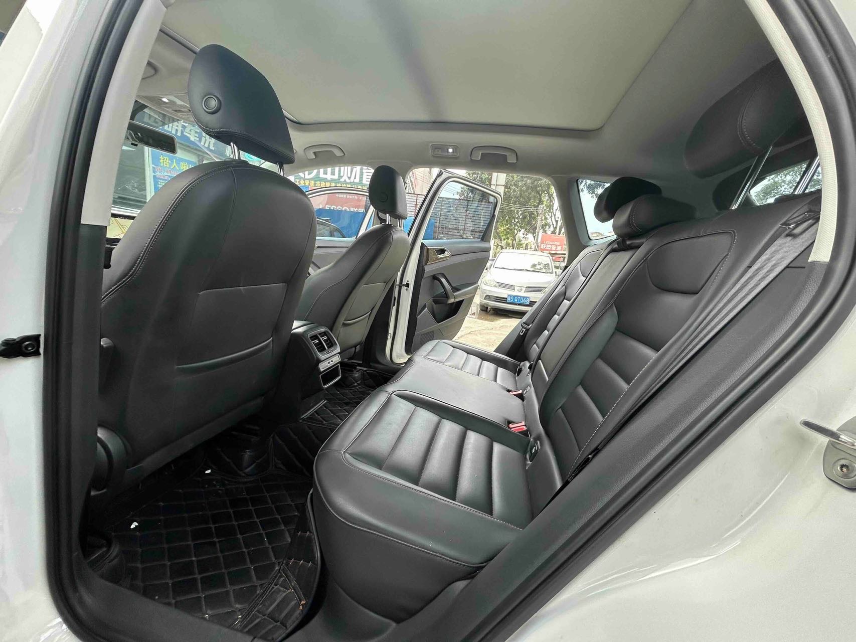 Volkswagen Tharu 2020 #6 Volkswagen Tharu 2020 car image #6
