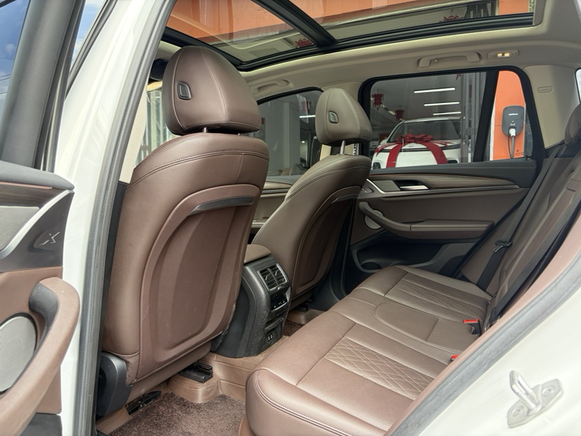BMW X3 2023 #2 BMW X3 2023 car image #2