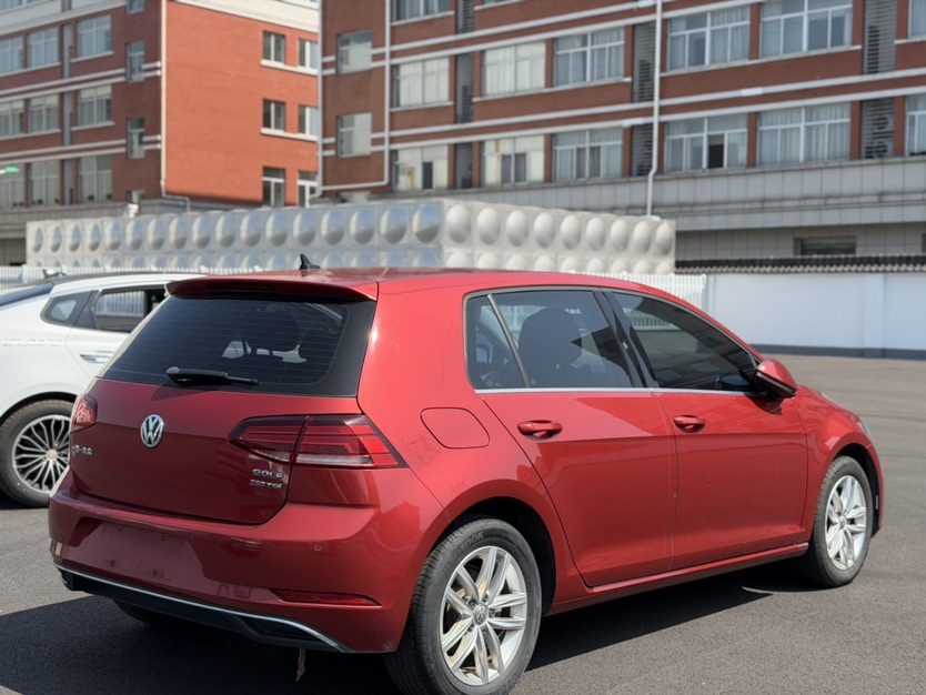 Volkswagen Golf 2019 #4 Volkswagen Golf 2019 car image #4