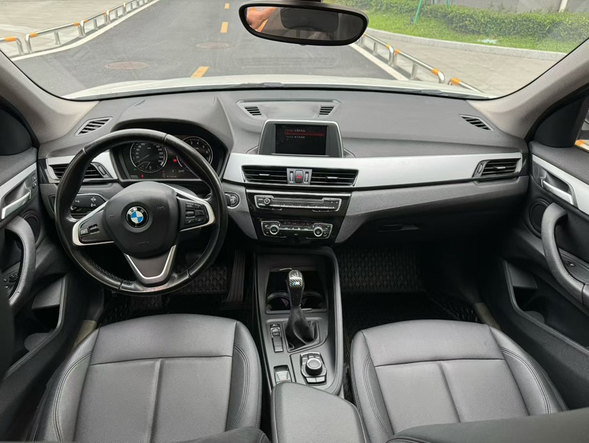 BMW X1 2018 #7 BMW X1 2018 car image #7