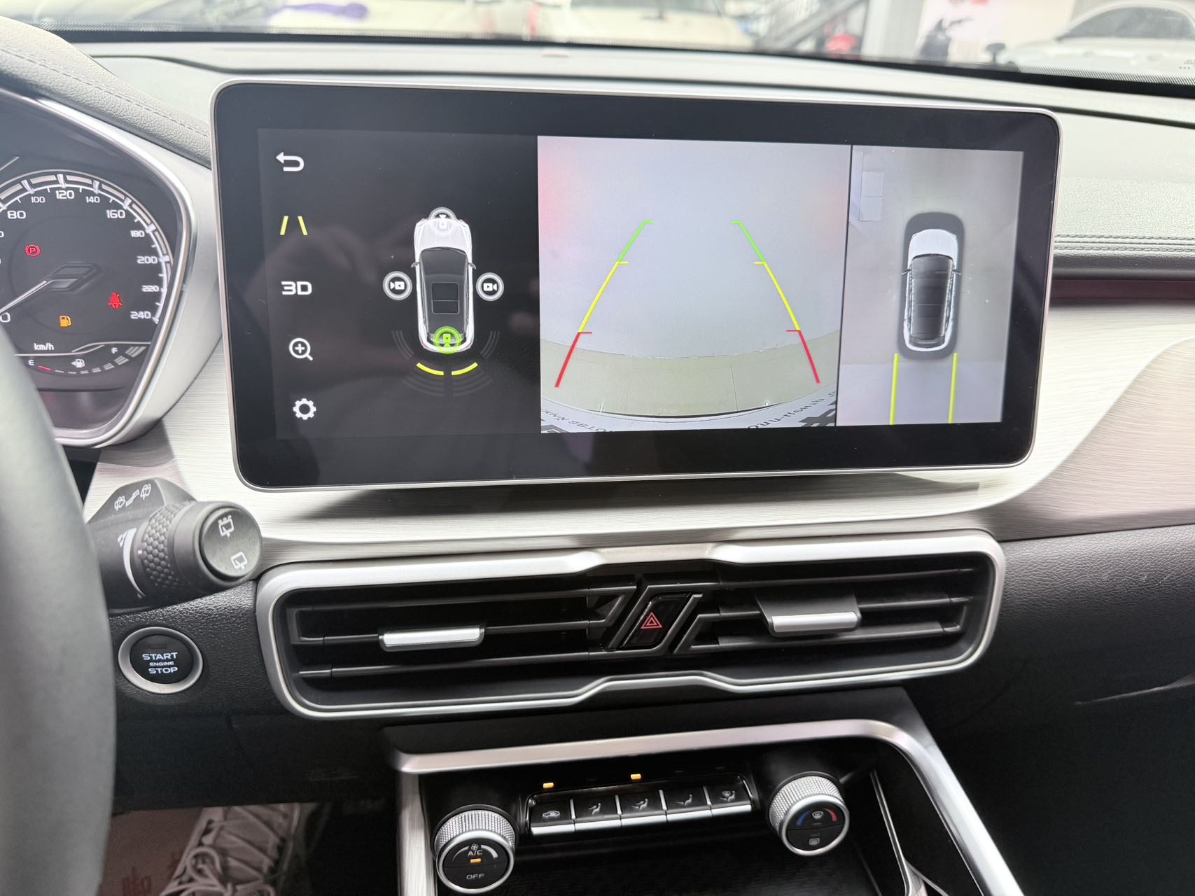 GEELY Coolray 2022 #11 GEELY Coolray 2022 car image #11