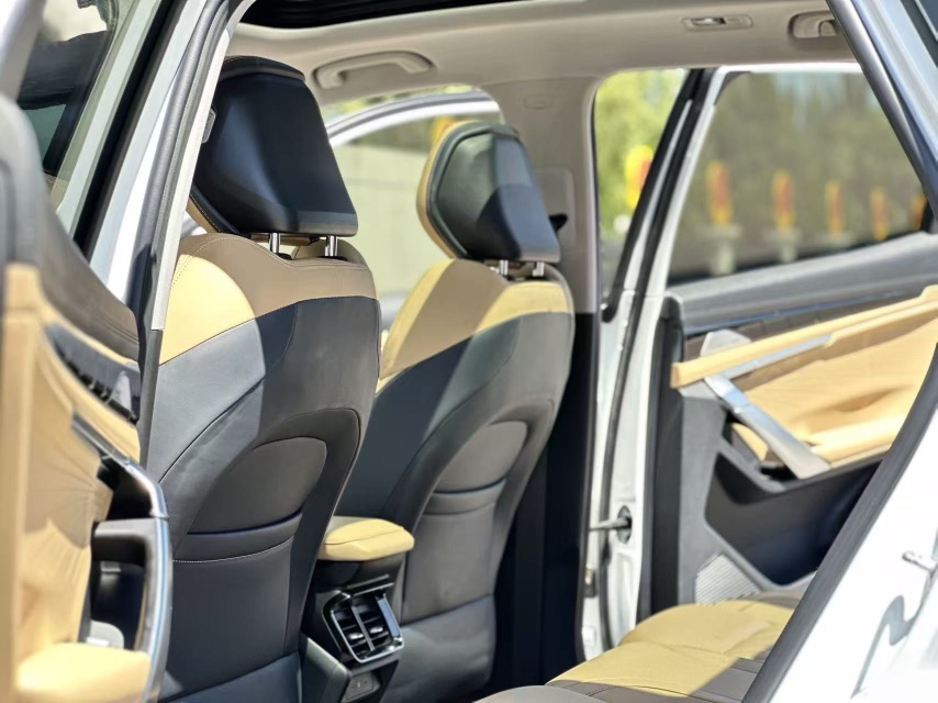 GEELY Boyue L 2023 car image #6