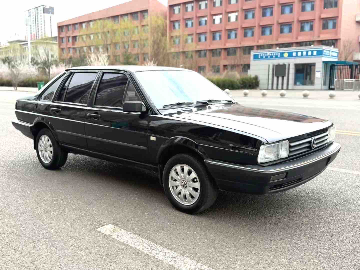 Volkswagen Santana Classic 2010 #3 Volkswagen Santana Classic 2010 car image #3