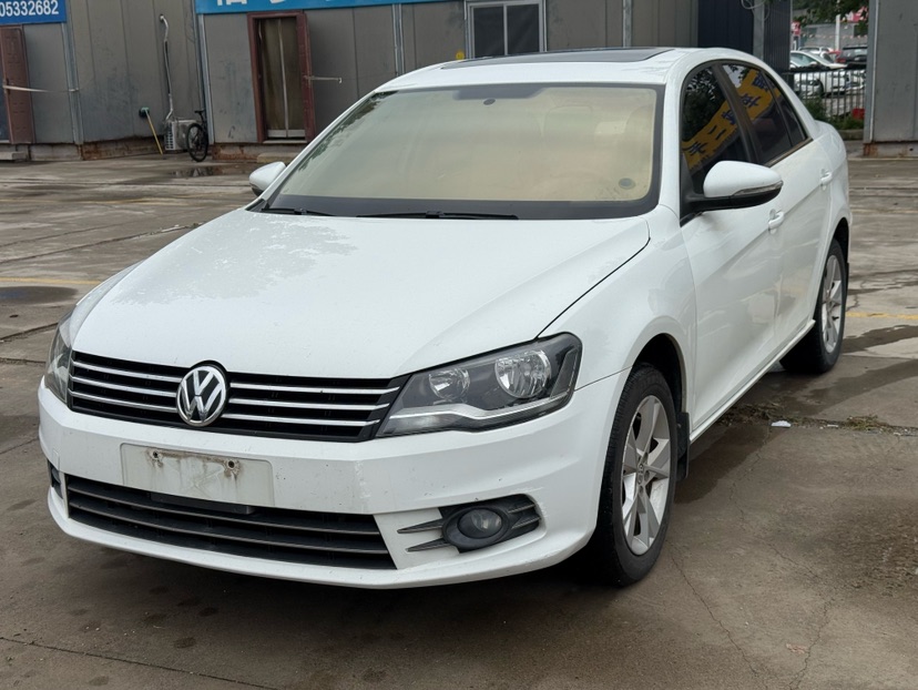 Volkswagen Bora 2013 Volkswagen Bora 2013 car image