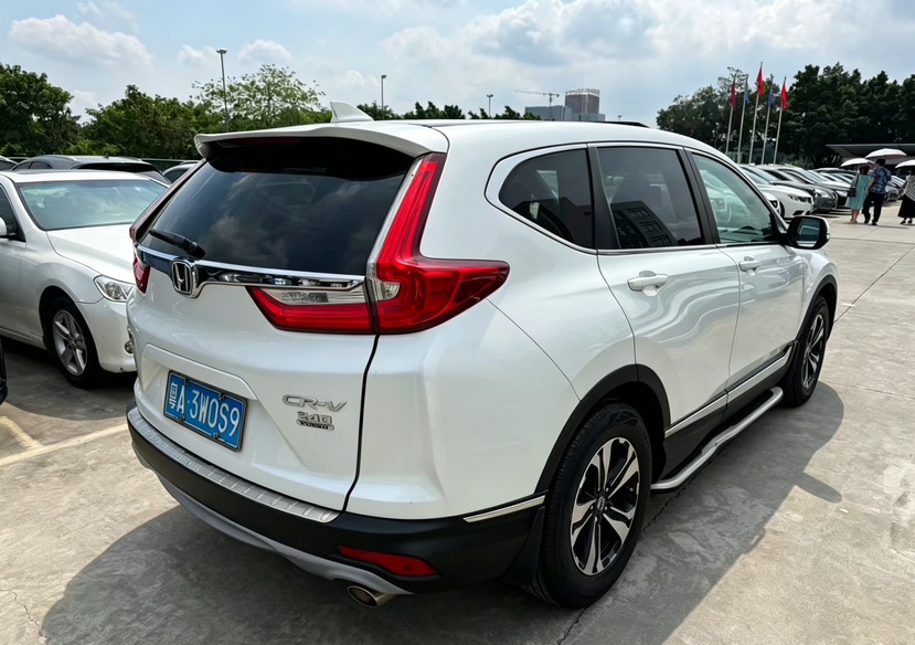 Honda CR-V 2018 #10 Honda CR-V 2018 car image #10