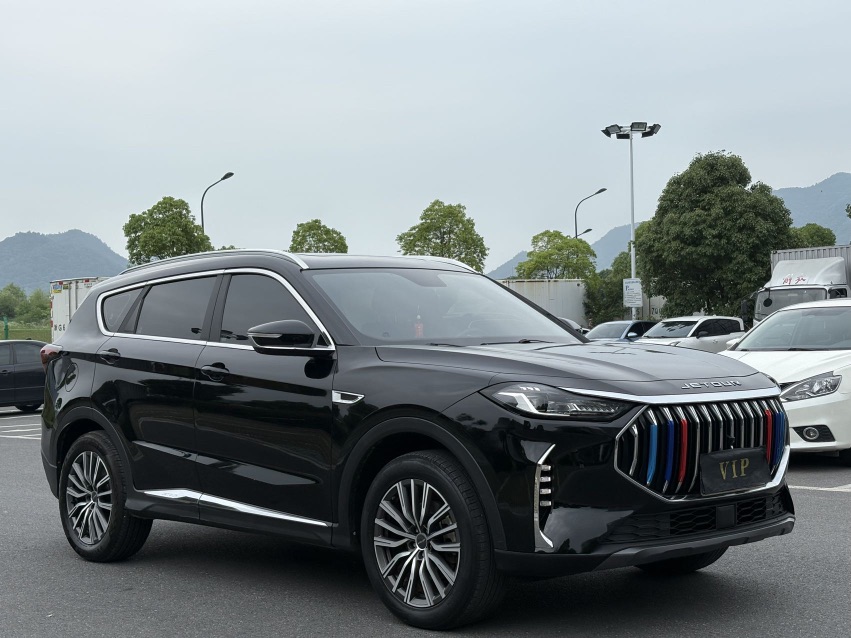 Jetour X70 PLUS 2023 car image #3