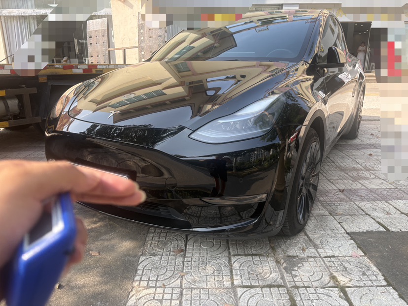 Tesla Model Y 2022 Tesla Model Y 2022 car image