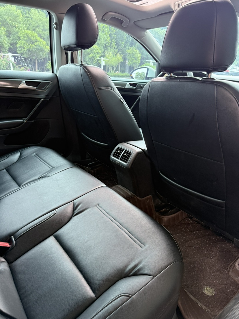 Volkswagen Golf 2016 car image #8