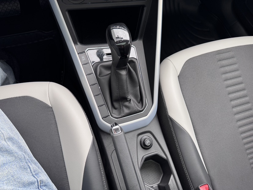 Volkswagen Polo 2020 car image #8