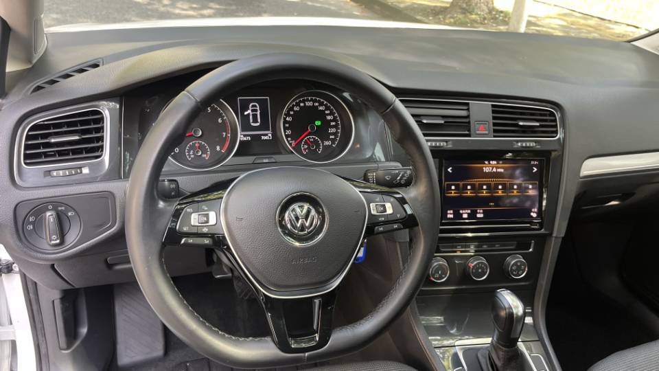 Volkswagen Golf 2019 #10 Volkswagen Golf 2019 car image #10