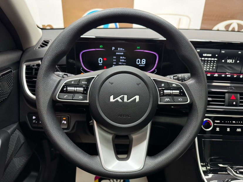 Kia Seltos 2023 #11 Kia Seltos 2023 car image #11