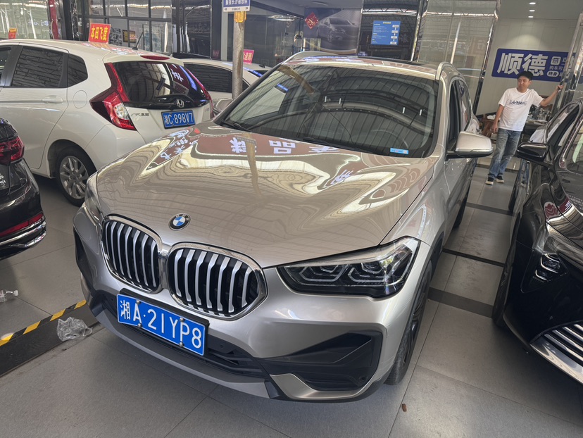 BMW X1 2021 immagine di auto 