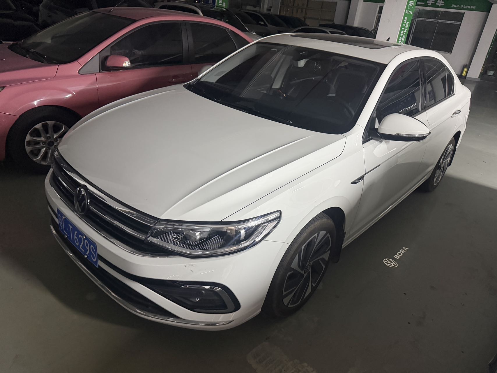 Volkswagen Bora 2023 car image 