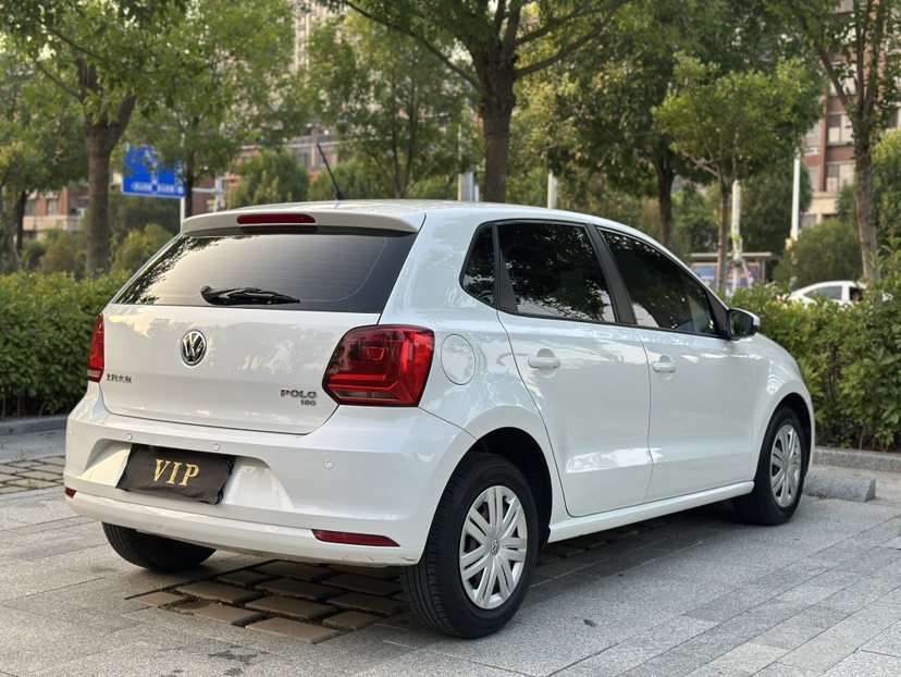 Volkswagen Polo 2018 car image #9