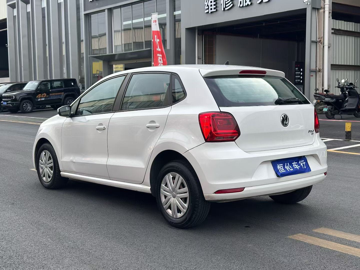Volkswagen Polo 2019 car image #9