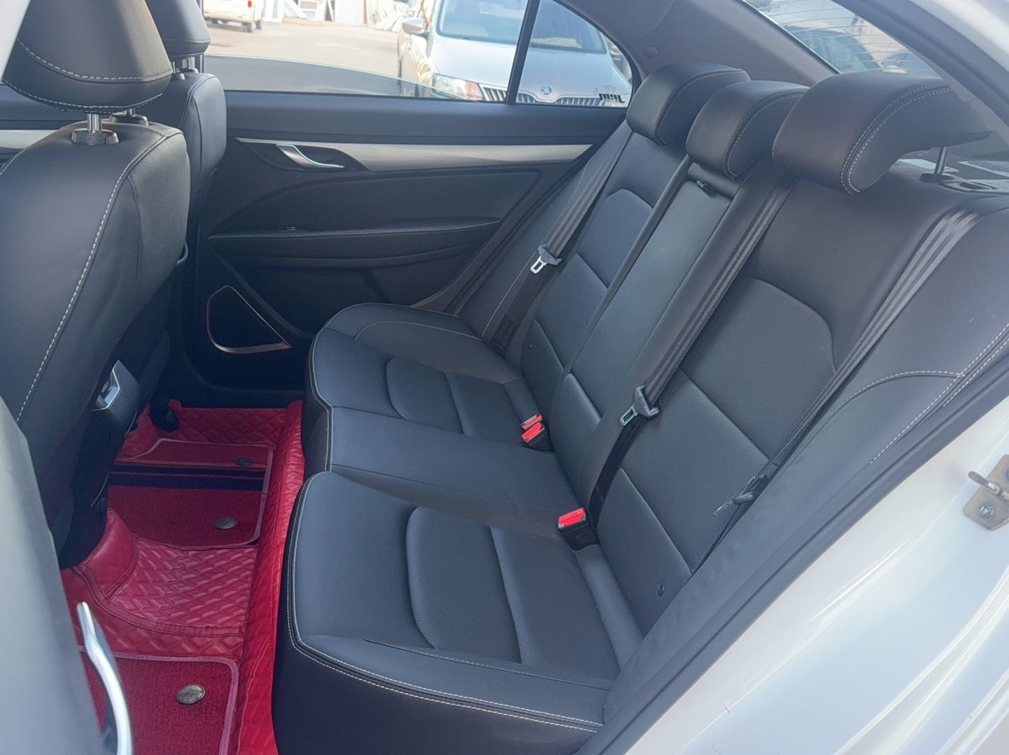 GEELY Emgrand 2020 car image #9
