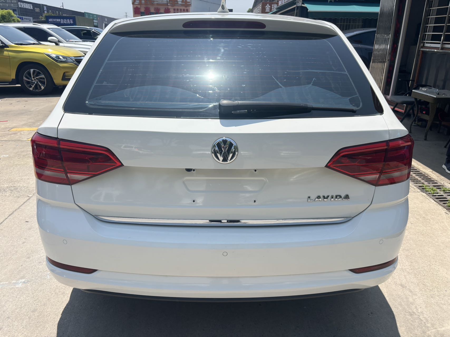Volkswagen Santana 2016 car image #8