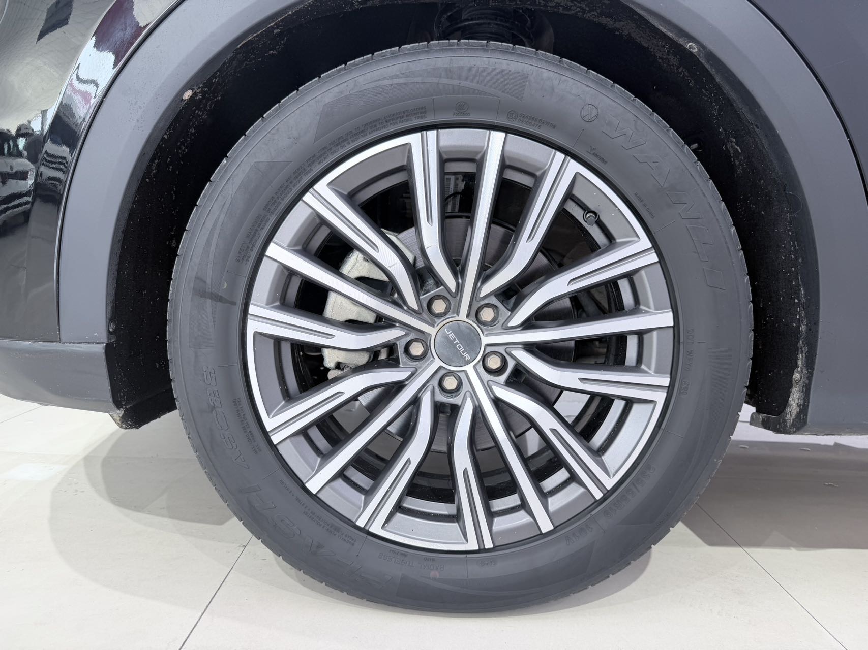 Jetour X70 PLUS 2023 car image #17