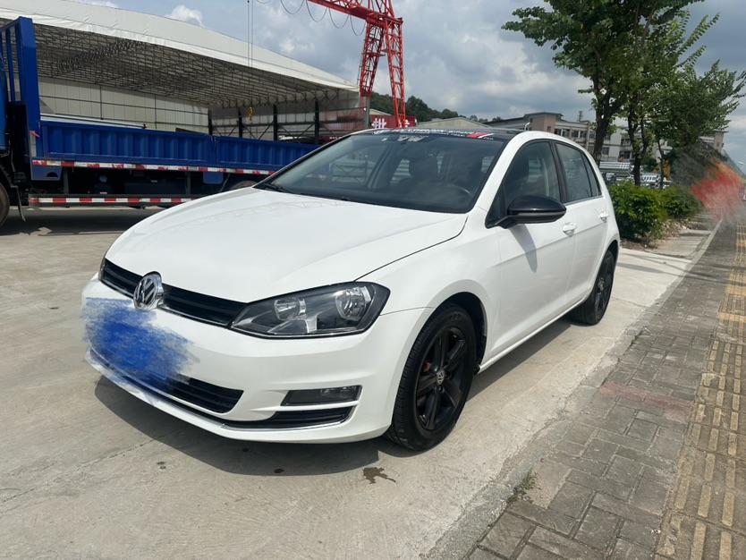 Volkswagen Golf 2014 car image 