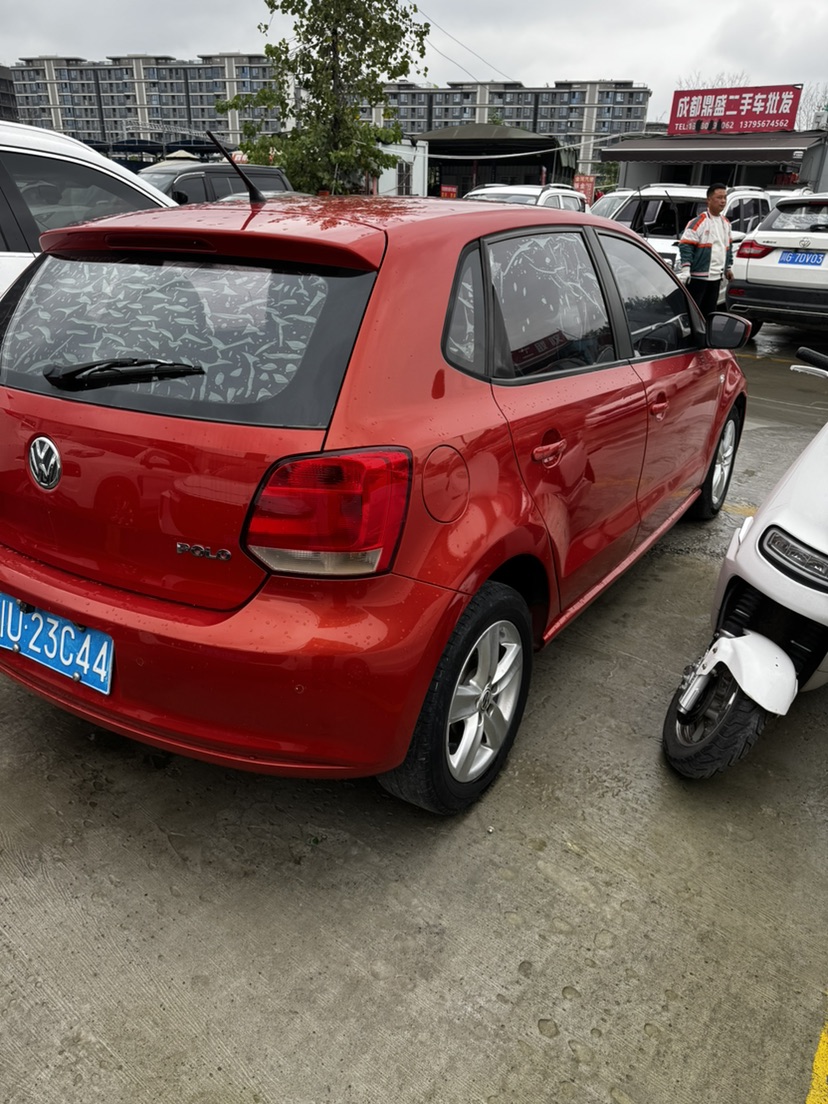 Volkswagen Polo 2012 immagine di auto #5