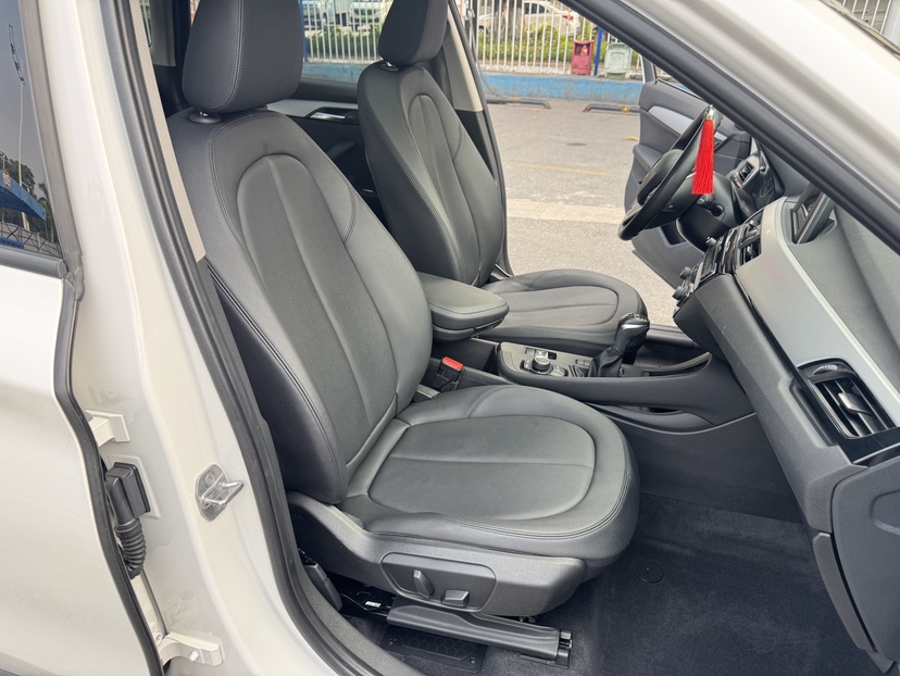BMW X1 2016 immagine di auto #14