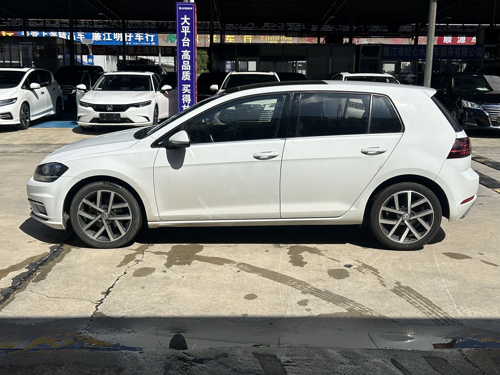 Volkswagen Golf 2019 #9 Volkswagen Golf 2019 car image #9