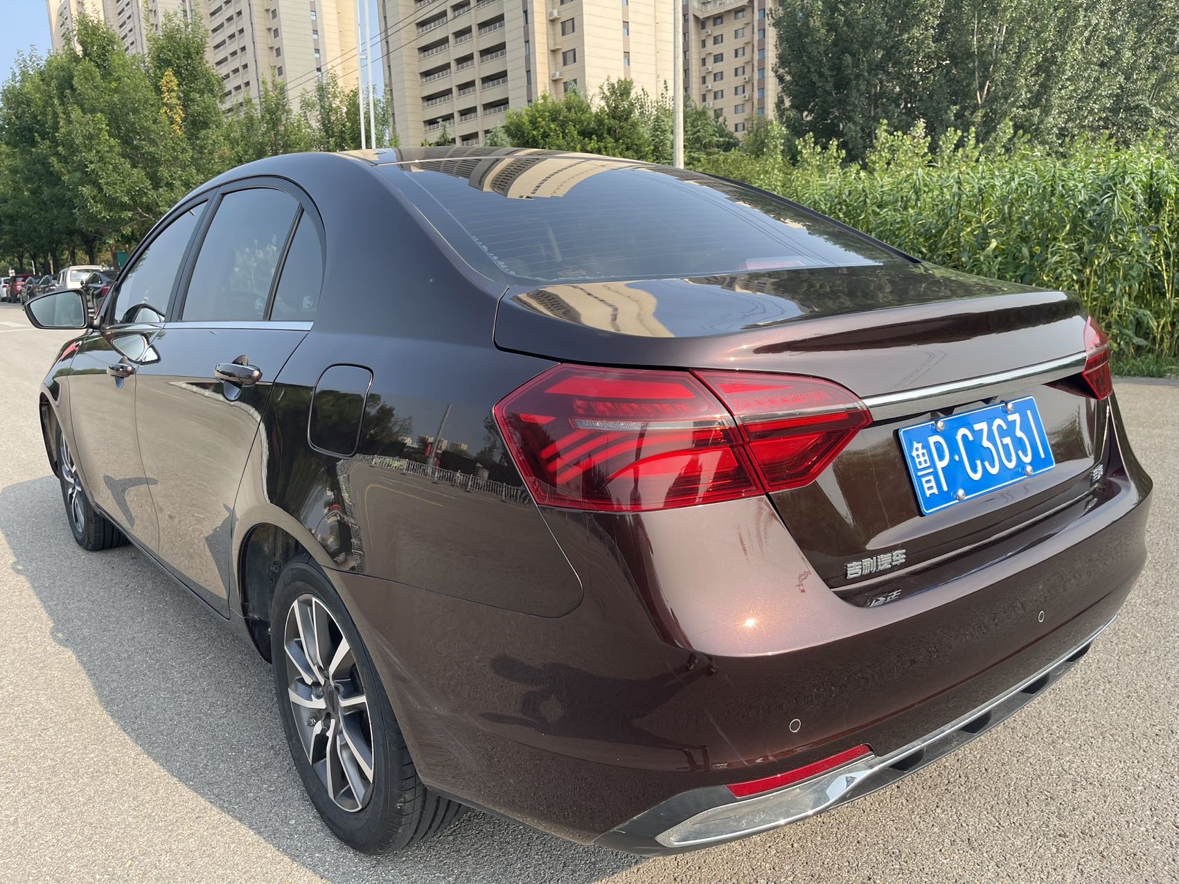 GEELY Emgrand 2019 #4 GEELY Emgrand 2019 car image #4
